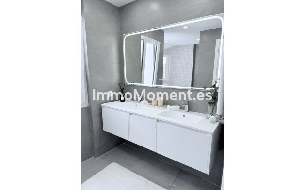 Revente - Maison mitoyenne - Marbella - Marbella Centro