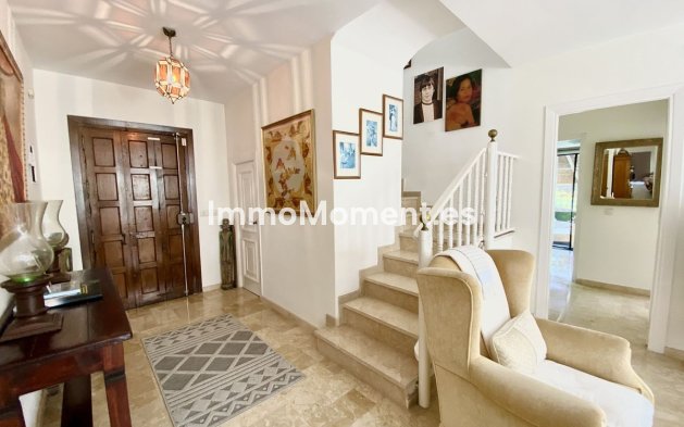 Bestaande woning - Vrijstaande villa - Estepona  - Benamara