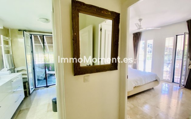 Bestaande woning - Vrijstaande villa - Estepona  - Benamara