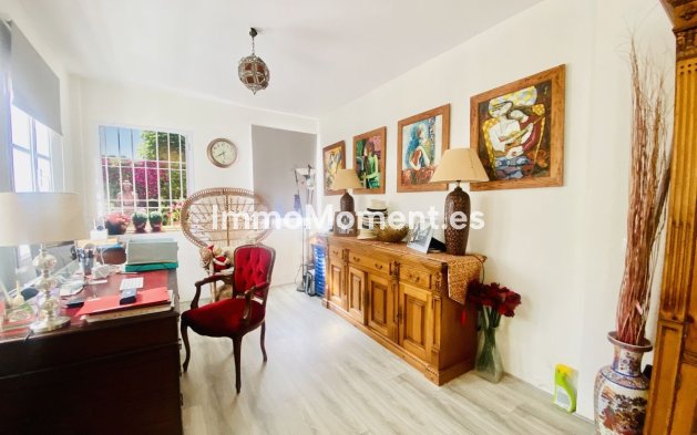 Bestaande woning - Vrijstaande villa - Estepona  - Benamara