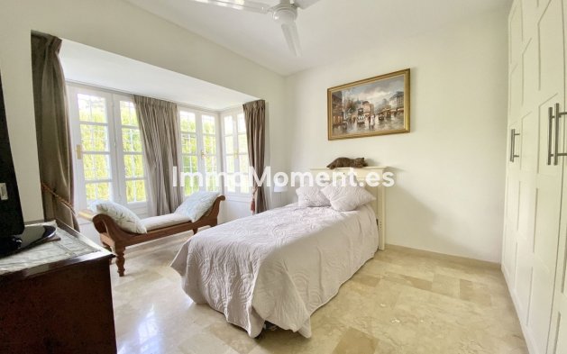 Bestaande woning - Vrijstaande villa - Estepona  - Benamara