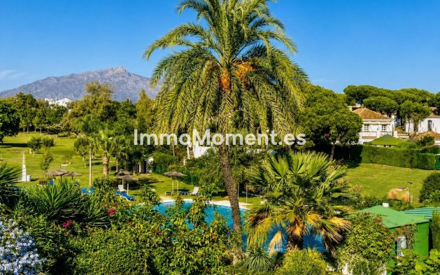Bestaande woning - Vrijstaande villa - Estepona  - Benamara