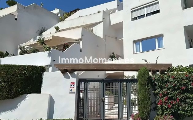 Revente - Appartement - Marbella - Nueva Andalucía
