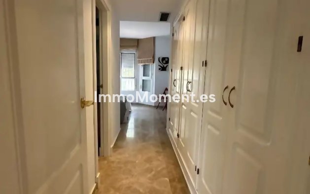 Wiederverkauf - Wohnung - Marbella - Nueva Andalucía