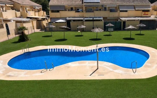 Resale - Townhouse - Estepona - Estepona Centro