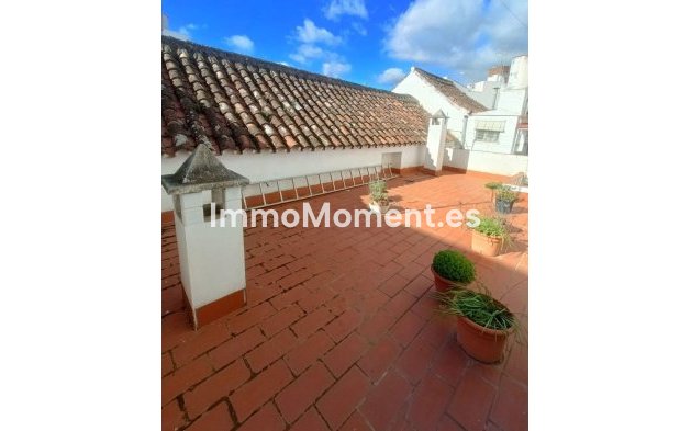 Wiederverkauf - Freistehende Villa - Estepona  - Estepona Centro