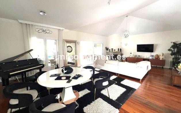 Resale - Detached villa - Mijas - Sierrezuela