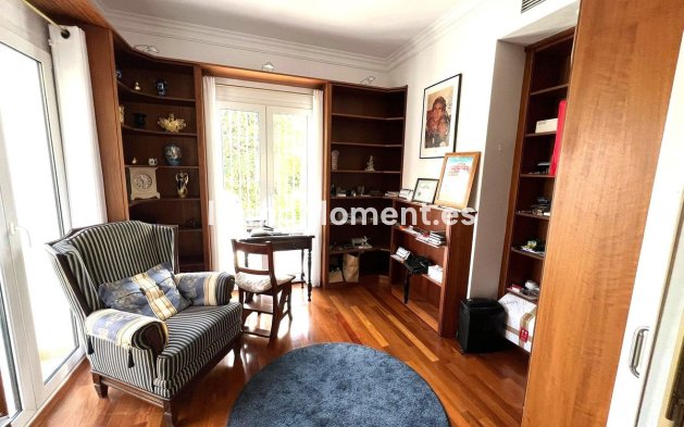 Resale - Detached villa - Mijas - Sierrezuela
