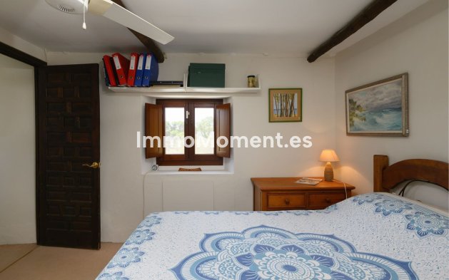 Reventa - Villa independiente - Estepona  - Estepona Centro