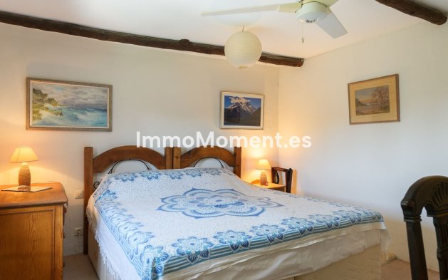 Reventa - Villa independiente - Estepona  - Estepona Centro