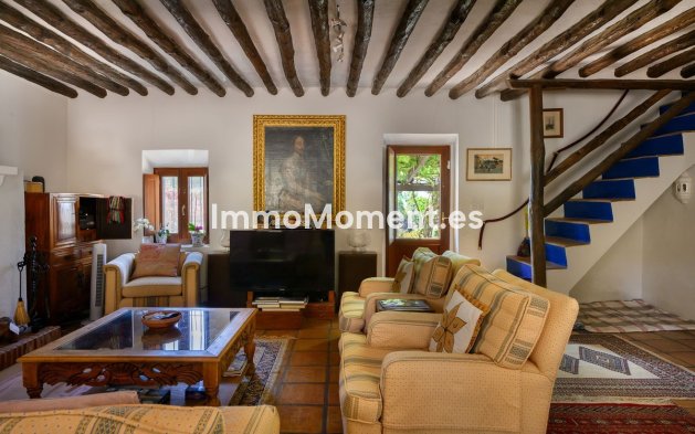 Reventa - Villa independiente - Estepona  - Estepona Centro