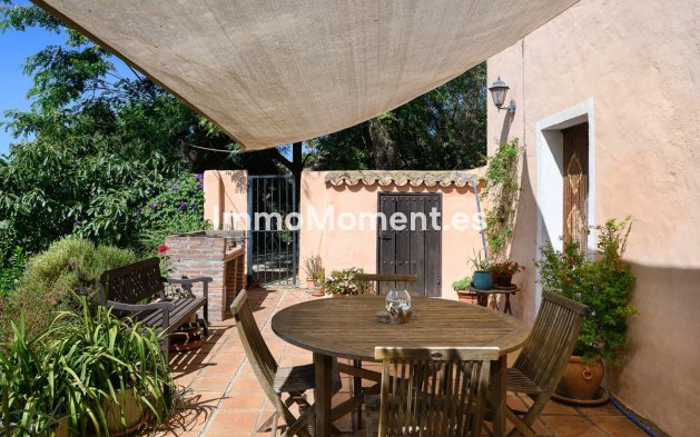Reventa - Villa independiente - Estepona  - Estepona Centro