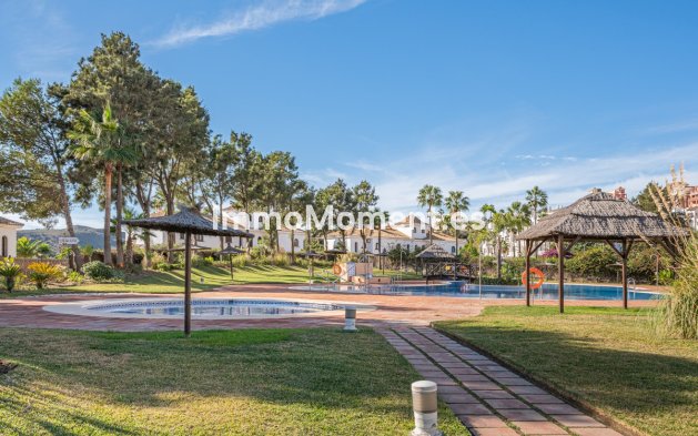 Resale - Apartment - Manilva - La Duquesa