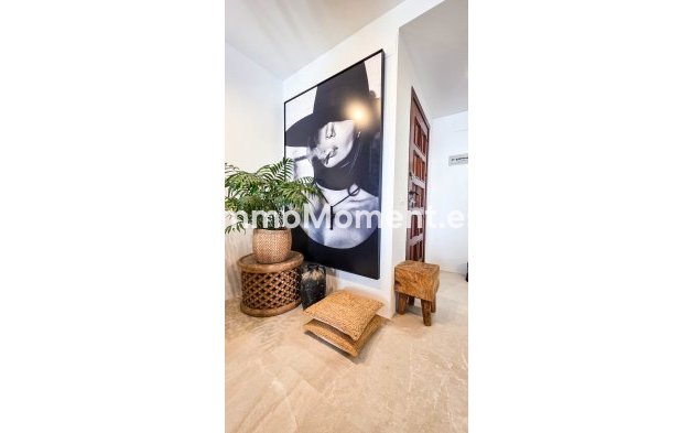 Resale - Apartment - Manilva - La Duquesa