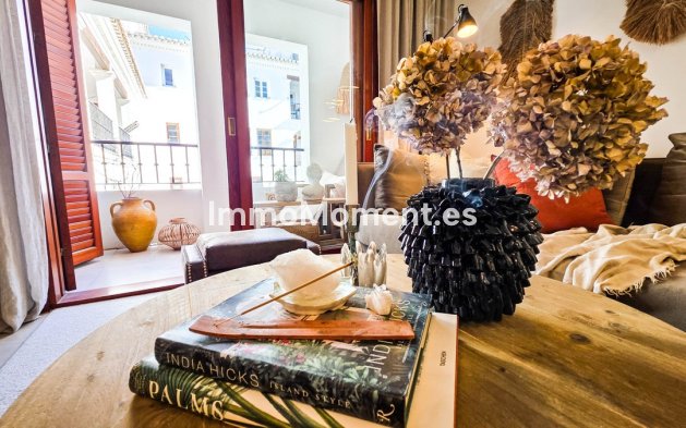 Resale - Apartment - Manilva - La Duquesa