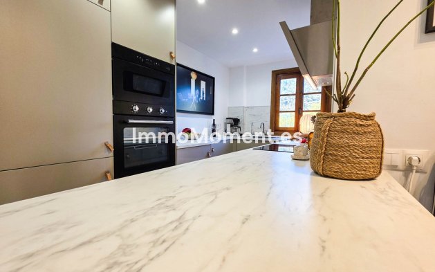 Resale - Apartment - Manilva - La Duquesa