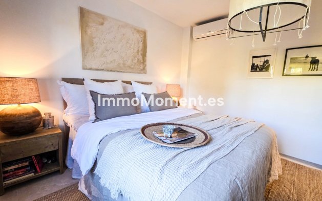 Resale - Apartment - Manilva - La Duquesa