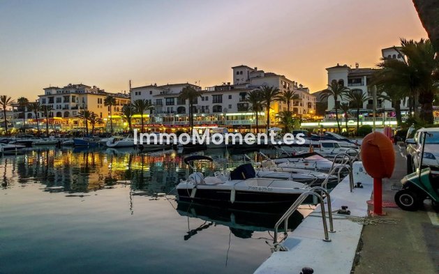 Resale - Apartment - Manilva - La Duquesa