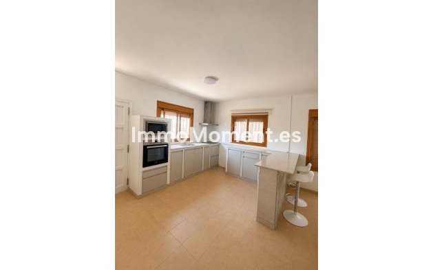 Bestaande woning - Landhuis - Binnenland  - Coín