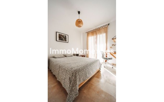 Revente - Appartement - Manilva