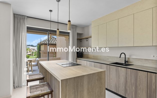Resale - Apartment - Estepona - Estepona Centro