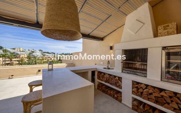 Resale - Apartment - Estepona - Estepona Centro