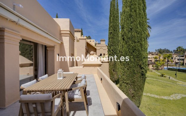 Resale - Apartment - Estepona - Estepona Centro