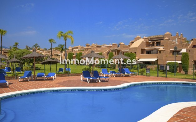 Resale - Apartment - Estepona - Estepona Centro