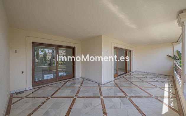 Resale - Apartment - Marbella - Los Monteros