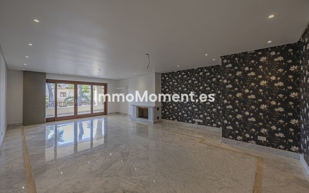 Resale - Apartment - Marbella - Los Monteros