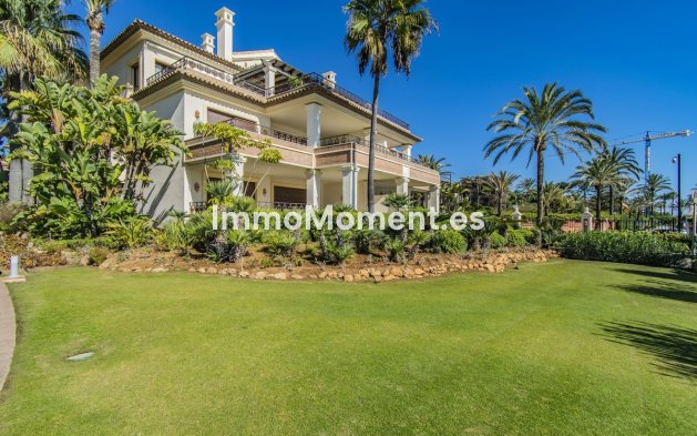Resale - Apartment - Marbella - Los Monteros