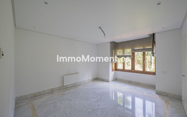Resale - Apartment - Marbella - Los Monteros