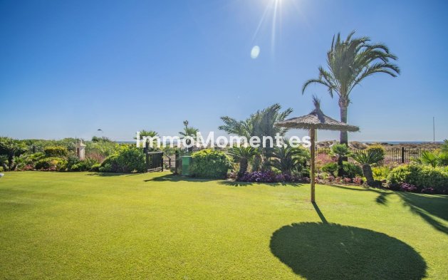 Resale - Apartment - Marbella - Los Monteros