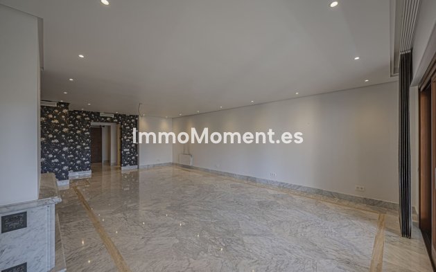 Resale - Apartment - Marbella - Los Monteros