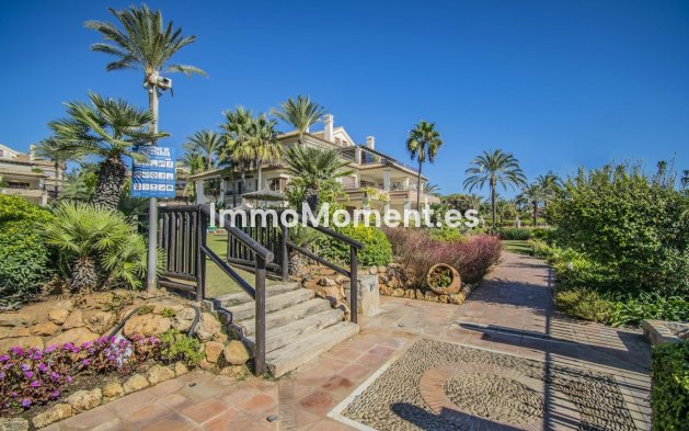Resale - Apartment - Marbella - Los Monteros