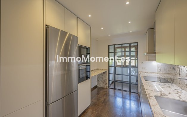 Resale - Apartment - Marbella - Los Monteros