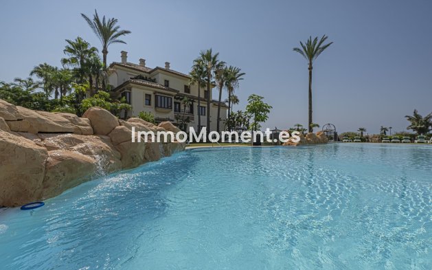 Resale - Apartment - Marbella - Los Monteros