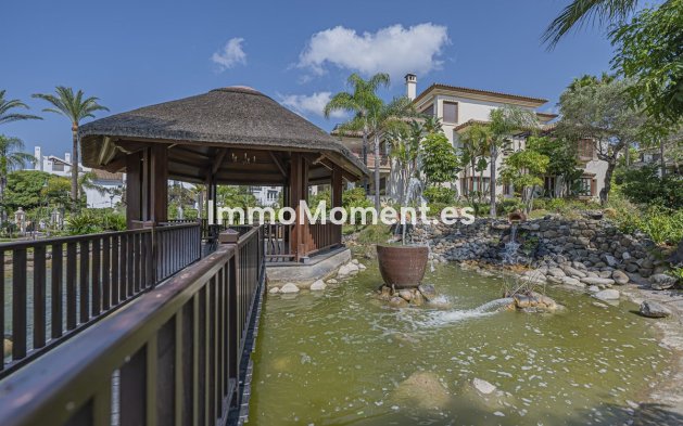 Resale - Apartment - Marbella - Los Monteros