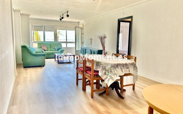 Revente - Appartement - Torrevieja - Torrevieja Centro