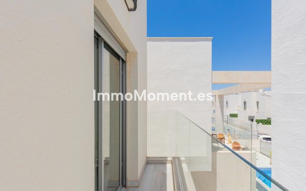 Reventa - Villa independiente - Orihuela - Cabo roig - La Zenia