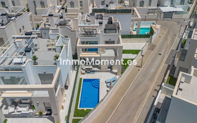 Reventa - Villa independiente - Orihuela - Cabo roig - La Zenia