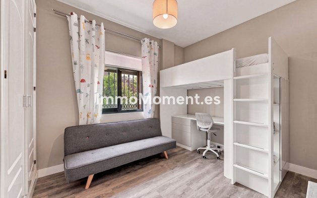 Wiederverkauf - Wohnung - Marbella - Elviria