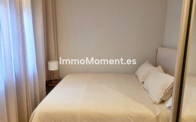 Resale - Apartment - Marbella - Puerto Banús