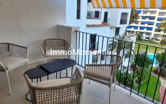 Resale - Apartment - Marbella - Puerto Banús