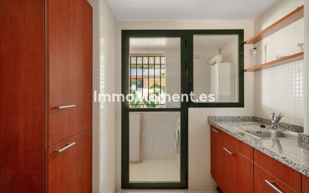 Wiederverkauf - Wohnung - Marbella - Nueva Andalucía