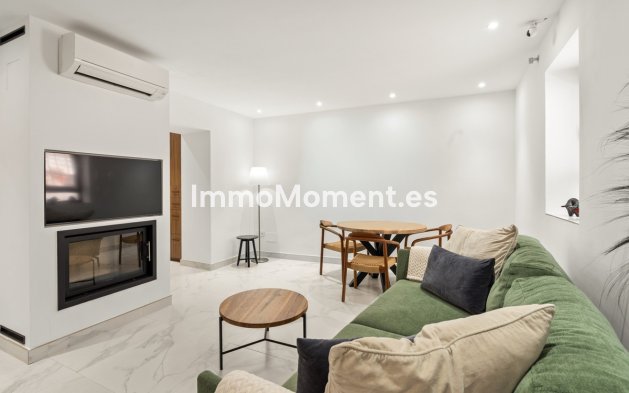 Bestaande woning - Rijtjeshuis - Estepona  - Estepona Centro