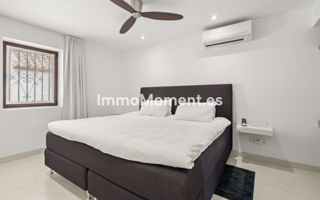 Bestaande woning - Rijtjeshuis - Estepona  - Estepona Centro