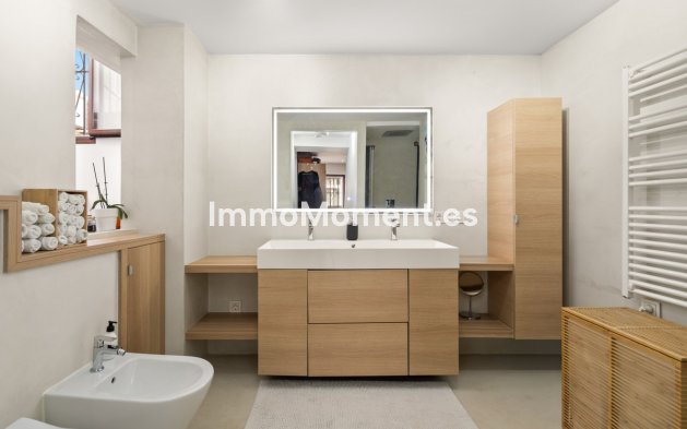 Bestaande woning - Rijtjeshuis - Estepona  - Estepona Centro