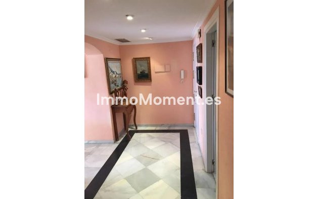 Wiederverkauf - Wohnung - Marbella - Nueva Andalucía