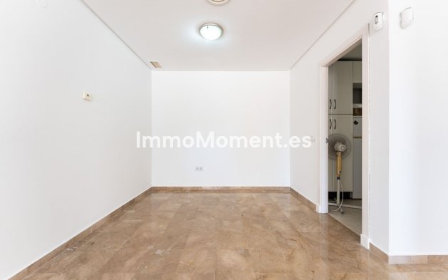 Resale - Apartment - Benalmadena - Torrequebrada